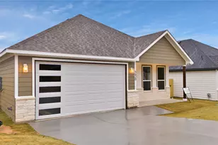 5620 Barkridge Dr, Granbury, TX 76048 - Photo 3