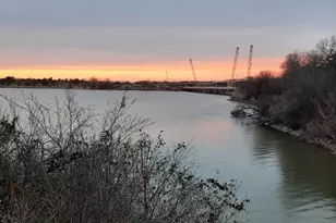 7028 Edgewater Trail, Fort Worth, TX 76135 - Photo 7