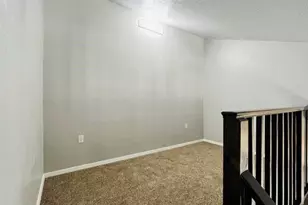 7107 Holly Hill Dr, Dallas, TX 75231 - Photo 9