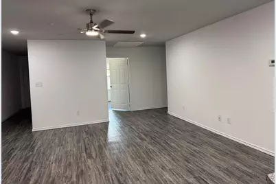 800 Sycamore Street #101, Commerce, TX 75428 - Photo 3