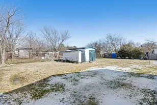 7923 S Nassau Cir, Dallas, TX 75217 - Photo 19