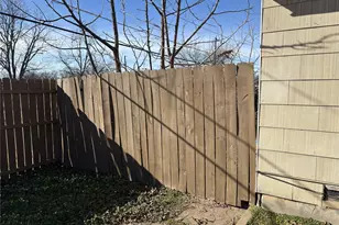 500 N Victory St, Graham, TX 76450 - Photo 7