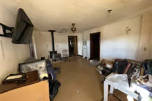 500 N Victory St, Graham, TX 76450 - Photo 29