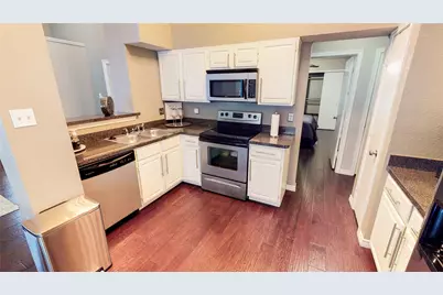 821 Meadowdale Road, Arlington, TX 76017 - Photo 11