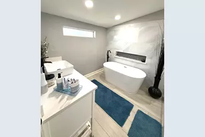 314 Collins Drive, Irving, TX 75060 - Photo 11