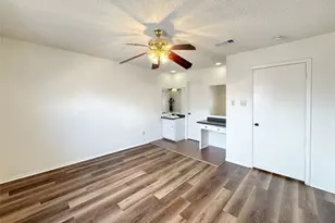 1024 Southmoor Dr, Arlington, TX 76010 - Photo 13