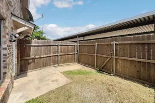 1024 Southmoor Dr, Arlington, TX 76010 - Photo 19