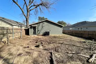 3815 Spence St, Dallas, TX 75215 - Photo 15