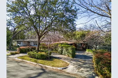 10329 Lake Gardens Drive, Dallas, TX 75218 - Photo 31