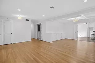 10329 Lake Garden Dr, Dallas, TX 75218 - Photo 9