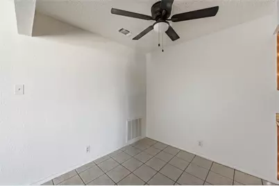 6833 S Creek Drive, Fort Worth, TX 76133 - Photo 5