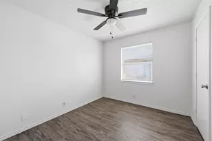 6833 S Creek Dr, Fort Worth, TX 76133 - Photo 7