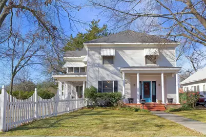 213 Clements, Gainesville, TX 76240 - Photo 1