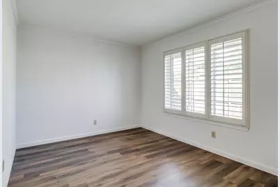 13853 Leinsper Green Street, Dallas, TX 75240 - Photo 9