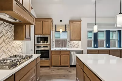 121 Emperor Oak Court, Balch Springs, TX 75181 - Photo 11