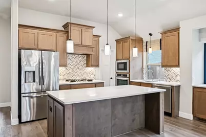 121 Emperor Oak Court, Balch Springs, TX 75181 - Photo 3