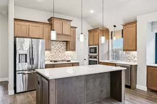 121 Emperor Oak Ct, Balch Springs, TX 75181 - Photo 3