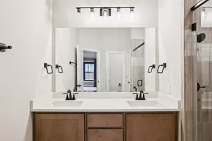 121 Emperor Oak Ct, Balch Springs, TX 75181 - Photo 13