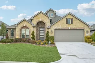 121 Emperor Oak Ct, Balch Springs, TX 75181 - Photo 1