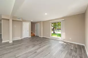 2311 E Mitchell St, Arlington, TX 76010 - Photo 25