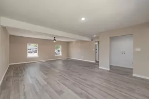 2311 E Mitchell St, Arlington, TX 76010 - Photo 9