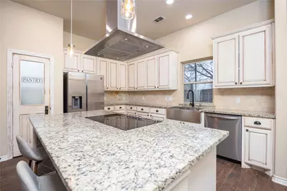 4511 W Lake Highlands Drive, The Colony, TX 75056 - Photo 7