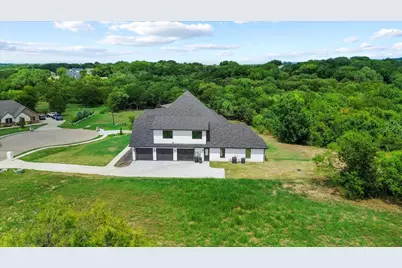 1107 Lily Court, Grand Prairie, TX 75104 - Photo 27