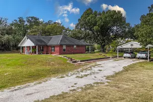 9759 Co Rd 316, Buffalo, TX 75831 - Photo 3