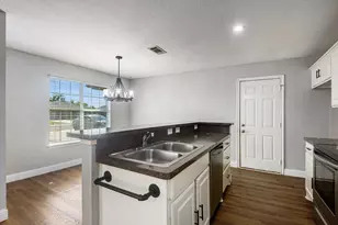 408 Mesquite Dr, Rio Vista, TX 76093 - Photo 13