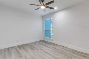 5755 Phoenix Dr, Dallas, TX 75231 - Photo 17