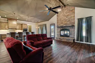 1325 Mt Olive Rd, Reno, TX 75462 - Photo 7