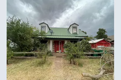 408 N Wichita Street, Electra, TX 76360 - Photo 1