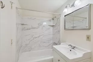 6211 W Northwest Hwy, Dallas, TX 75225 - Photo 13