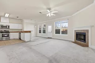 908 Plaza Ln, Richardson, TX 75080 - Photo 7