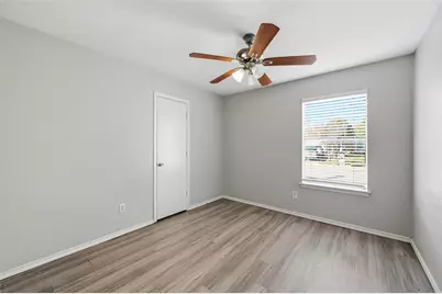 1718 Dorchester Drive, Arlington, TX 76014 - Photo 9