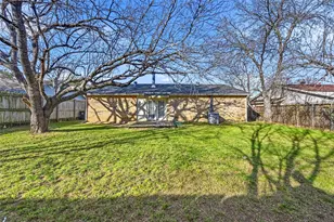 1718 Dorchester Dr, Arlington, TX 76014 - Photo 17