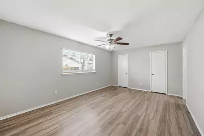 1718 Dorchester Drive, Arlington, TX 76014 - Photo 13