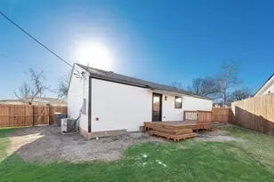 2505 Poinsettia Dr, Dallas, TX 75211 - Photo 21