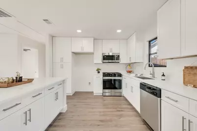 2505 Poinsettia Drive, Dallas, TX 75211 - Photo 9