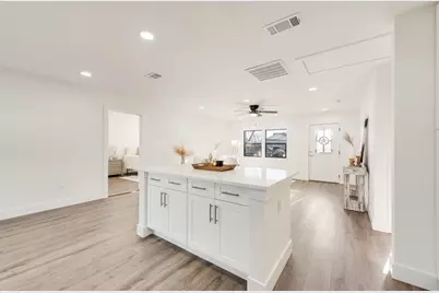 2505 Poinsettia Drive, Dallas, TX 75211 - Photo 9