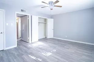 3031 Mahanna Springs Dr, Dallas, TX 75235 - Photo 15