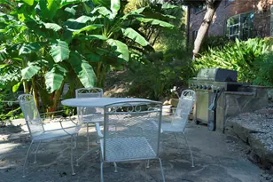 3031 Mahanna Springs Dr, Dallas, TX 75235 - Photo 19