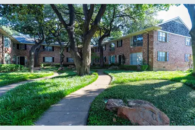 3031 Mahanna Springs Drive #D  Bldg B, Dallas, TX 75235 - Photo 3