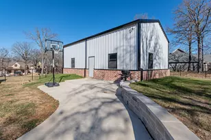 101 Lakeview Trl, Mabank, TX 75147 - Photo 37