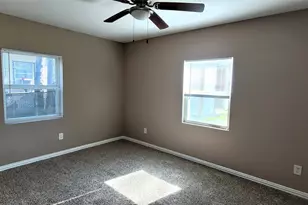 5821 Black Oak Ln, River Oaks, TX 76114 - Photo 11