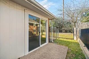 1208 Henard Ln, Granbury, TX 76048 - Photo 9