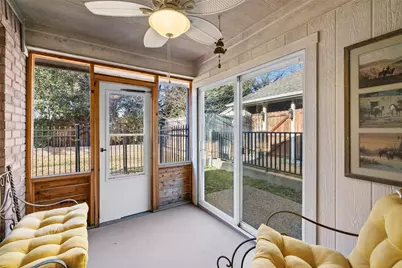 1208 Henard Lane, Granbury, TX 76048 - Photo 33