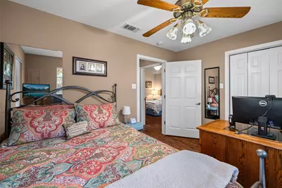 1208 Henard Lane, Granbury, TX 76048 - Photo 31