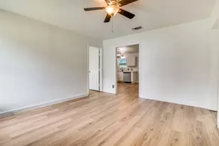 109 Church St, Quinlan, TX 75474 - Photo 11