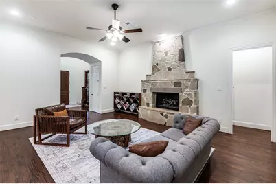 13659 Thornton Drive, Frisco, TX 75035 - Photo 9